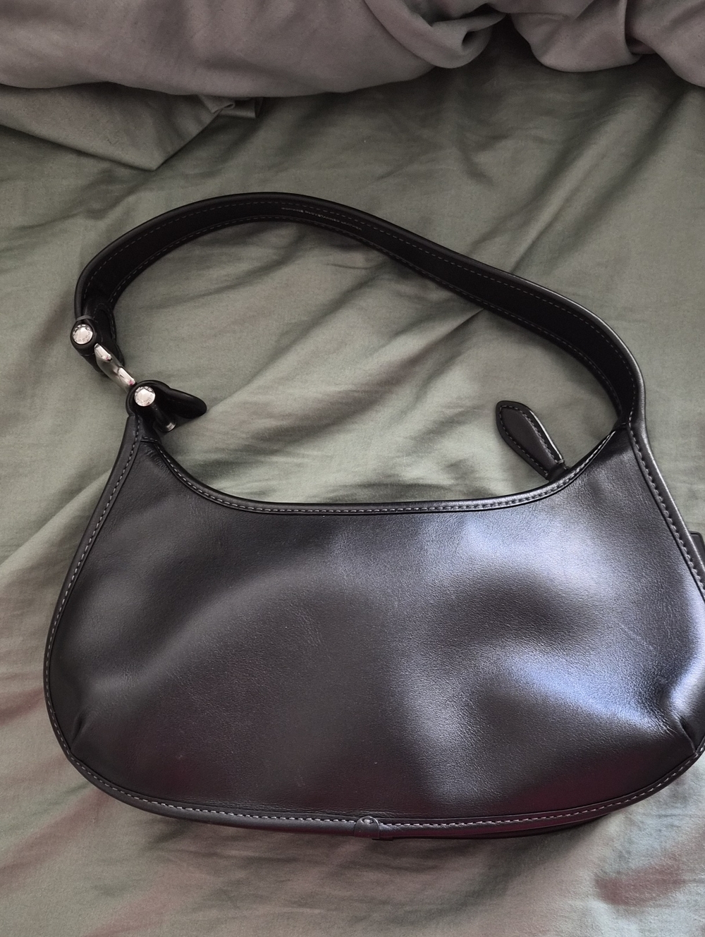 CoachClassic Black Shoulder Bag